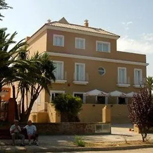 https://hotel-las-canteras-de-puerto-real.es-andalucia.com