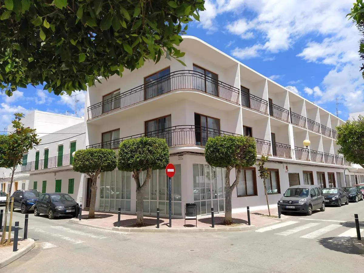 Hostal Residencia Nicolau San Antonio  Szálloda San Antonio (Ibiza)